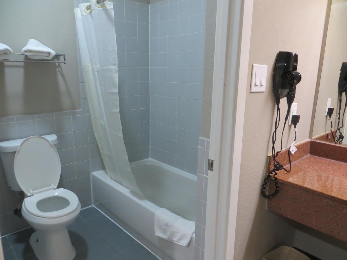 Regency Suites Iah Beltway 8 Houston Exteriér fotografie