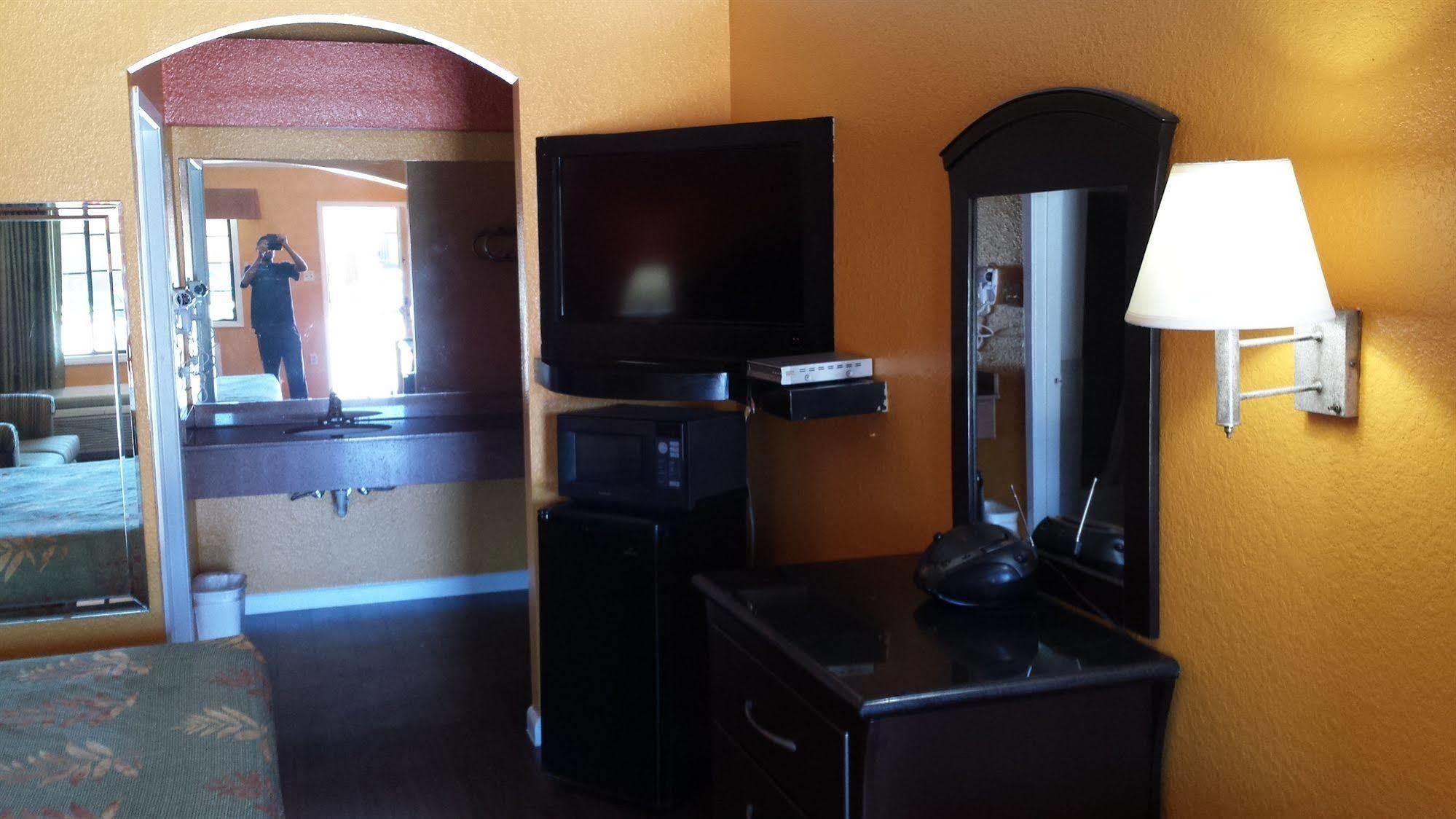 Regency Suites Iah Beltway 8 Houston Exteriér fotografie