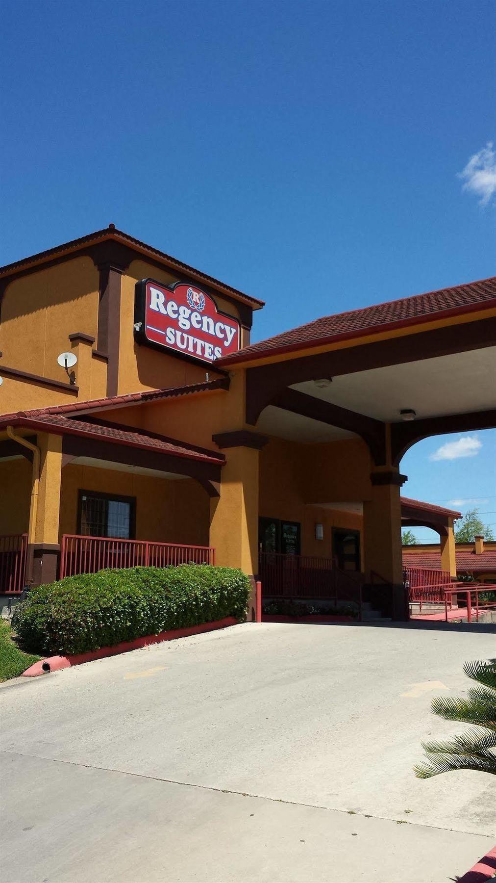 Regency Suites Iah Beltway 8 Houston Exteriér fotografie
